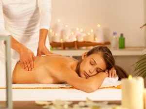 Relaxační rituály: péče o nohy s masáží chodidel i rituály s peelingem a zábalem