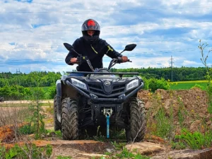 Offroad zážitek na čtyřkolkách pro děti i dospělé na 60 min.