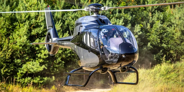 Pilotem vrtulníku na zkoušku: předletová příprava a 30minutový let s instruktorem