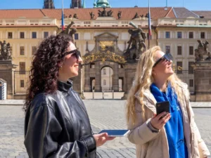 Cesta časem na Pražském hradě: 40minutová prohlídka s AR brýlemi