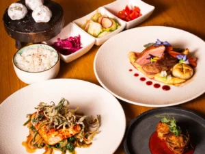 3chod. menu ve vyhlášené asijské restauraci: glazovaný losos, kachna i mochi