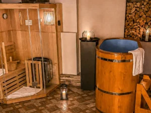 Privátní spa vč. prosecca i koupele pro 2 osoby: lázeň, sauny i relax místnost