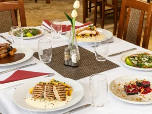 Relaxační koupel podle výběru ze 4 druhů i s možností tříchodového menu pro 1 nebo 2 osoby