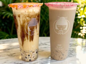 Kávové bubble speciality v centru Plzně: nápoj dle výběru a bohatá nabídka toppingů