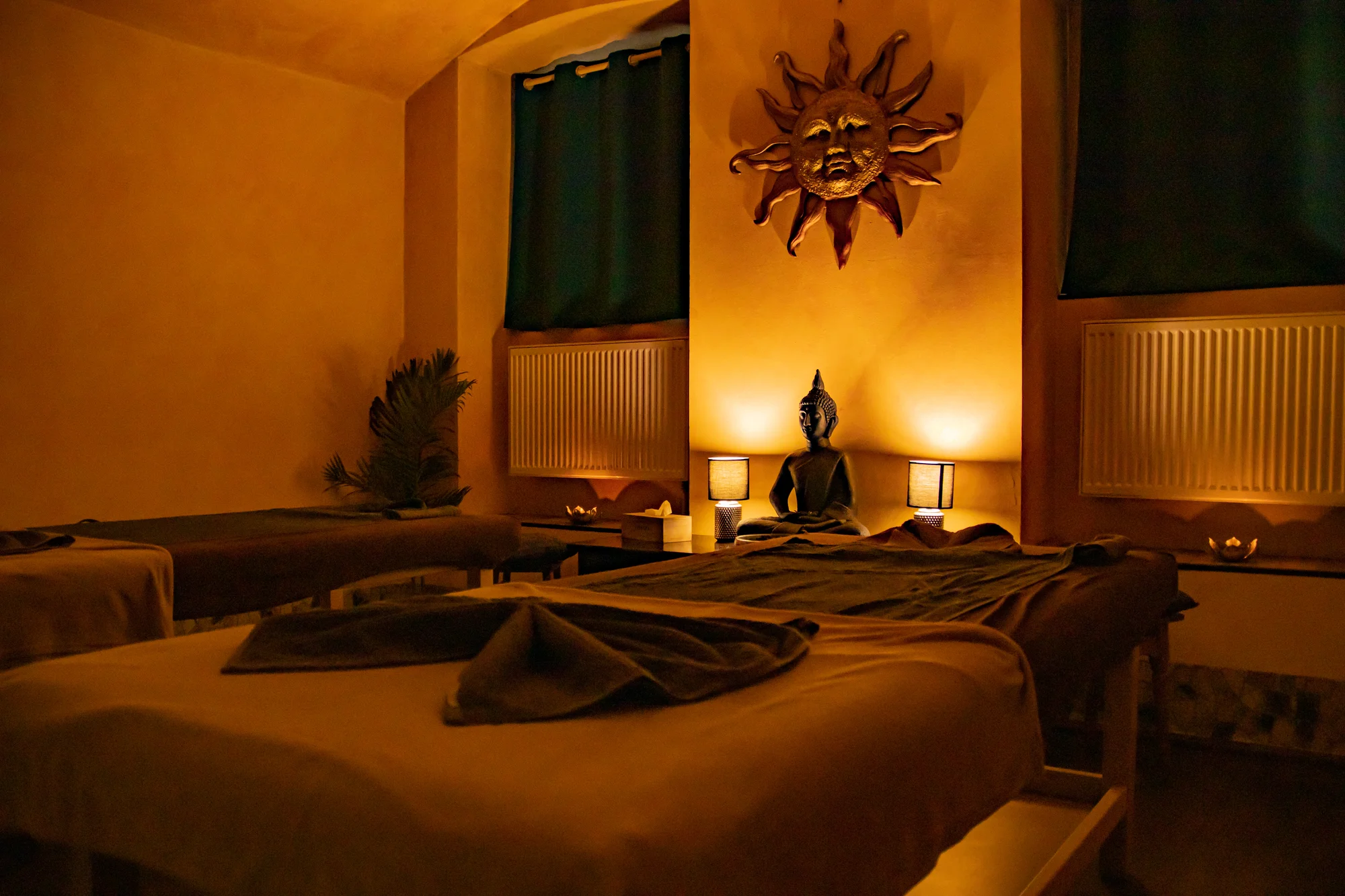 Hluboký relax v Golden Palms: tradiční thajská, aroma i masáž teplými měšci - Obrázek 3