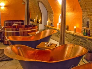 Božská zážitková wellness péče v Beskydech: pivní, bahenní, čokoládová, indická i středomořská a neomezeně pivo