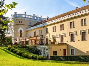 Vouchery na 1 000–5 000 Kč na vše v Chateau St. Havel: wellness, restaurace, ubytování i golf