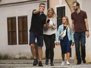 Pátrej, objevuj, bav se – venkovní únikové hry v Praze až pro 6 hráčů!