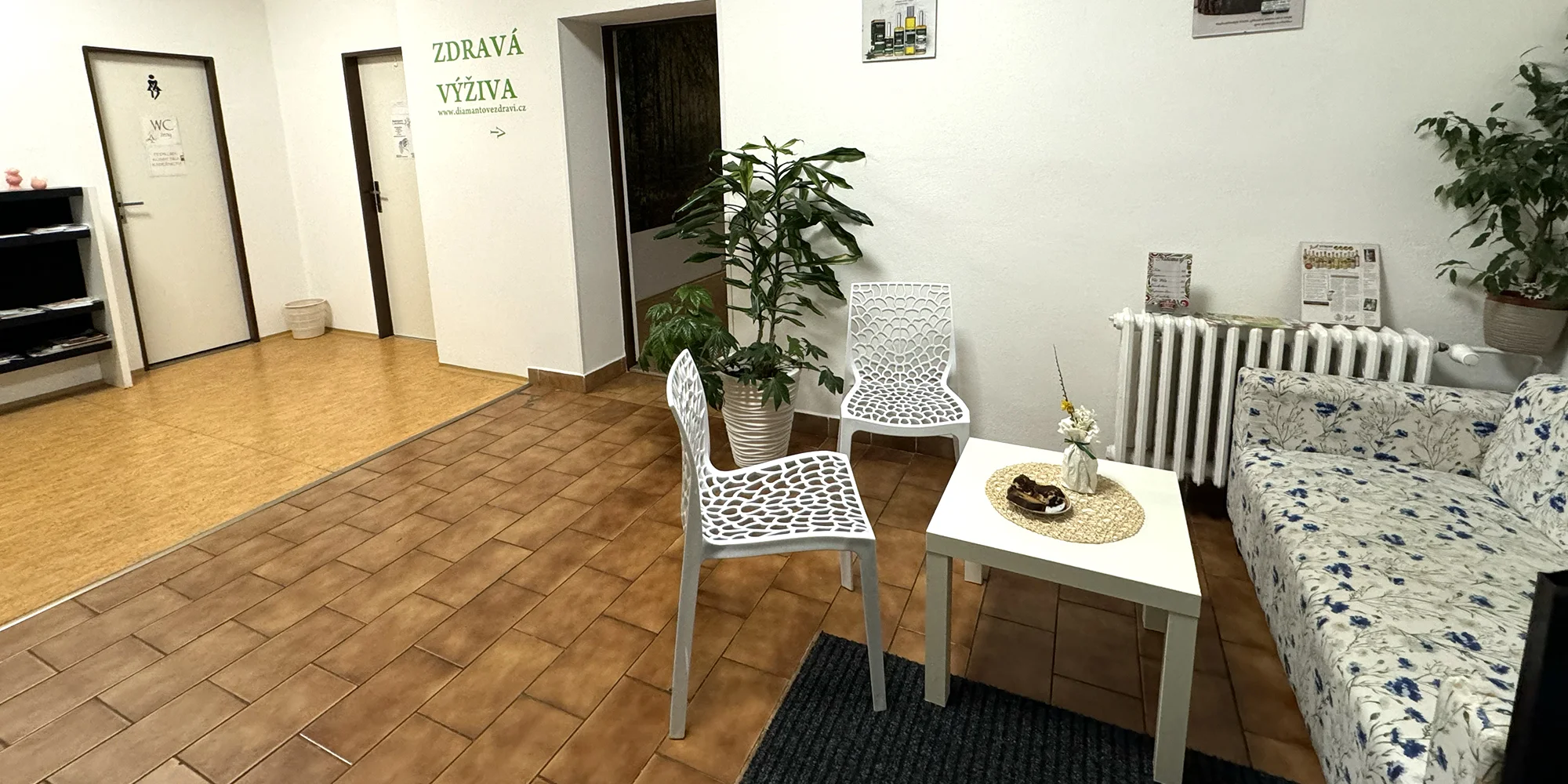 Mokrá pedikúra s možností reflexní masáže luxusními oleji - Obrázek 4