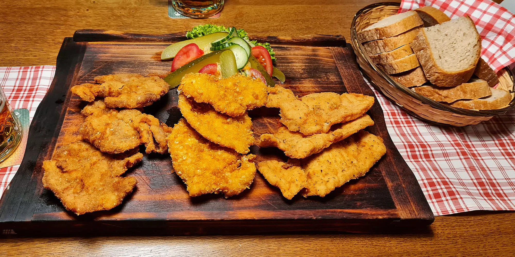 Šťavnaté řízky: až 1,2 kg vepřových a kuřecích řízečků s chlebem - Obrázek 2