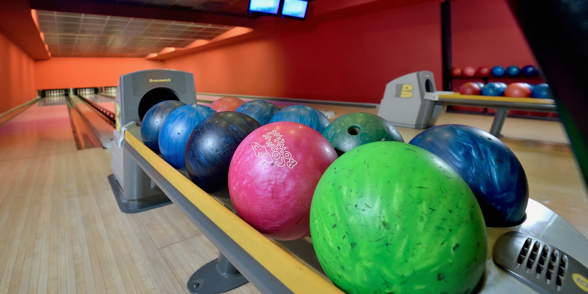 1 nebo 2 hodiny bowlingu až pro 8 osob vč. obuvi: moderní dráhy v hotelu Palcát - Obrázek 3