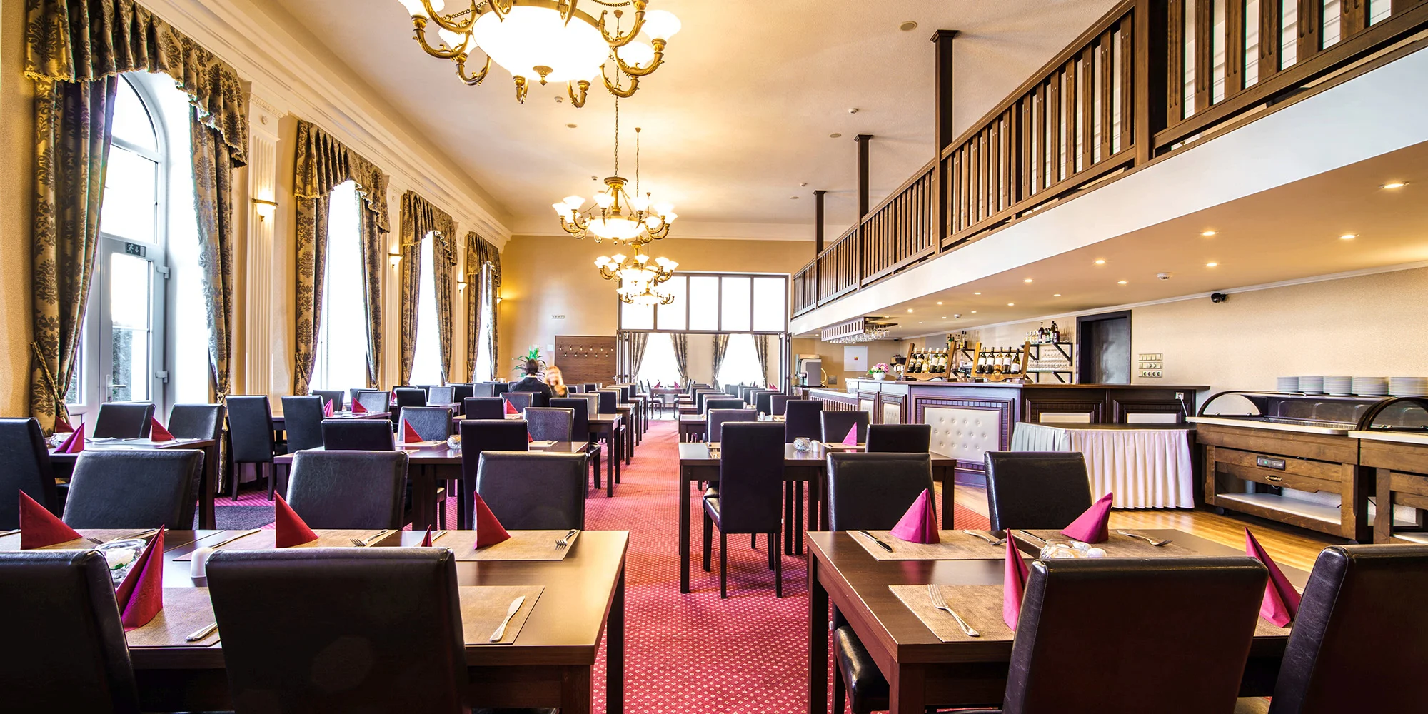 Párová relaxace v soukromí: 50 min. ve vířivce, limonáda i sleva do restaurace - Obrázek 4