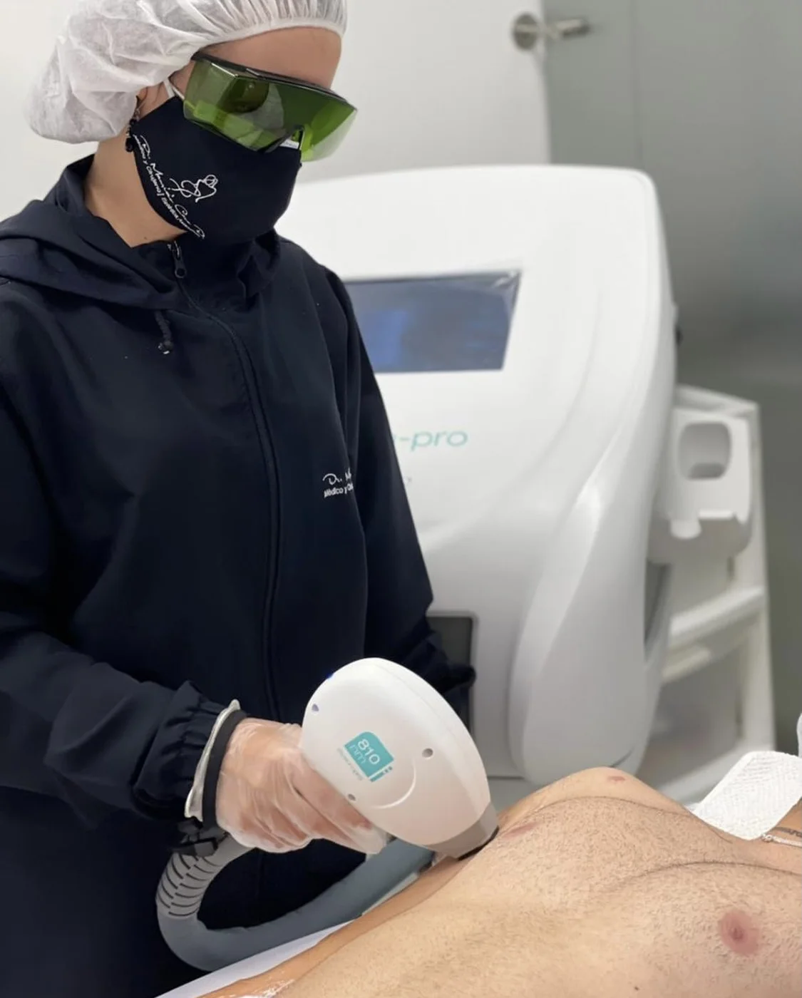 Laserová epilace pro muže přístrojem Elysion Pro - Obrázek 3