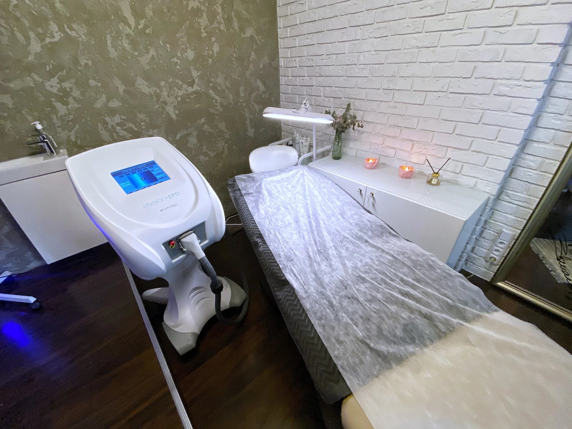 Laserová epilace pro muže přístrojem Elysion Pro - Obrázek 2