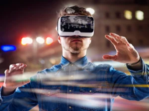 Únikovka ve virtuální realitě pro 4 hráče: rozpleťte tajemství (ne)opuštěného srubu