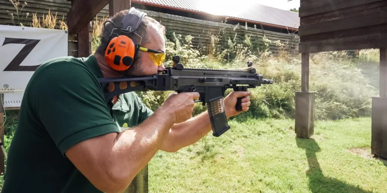 Speciální střelecké balíčky: pouze velké ráže, až 60 výstřelů i akční videozáznam