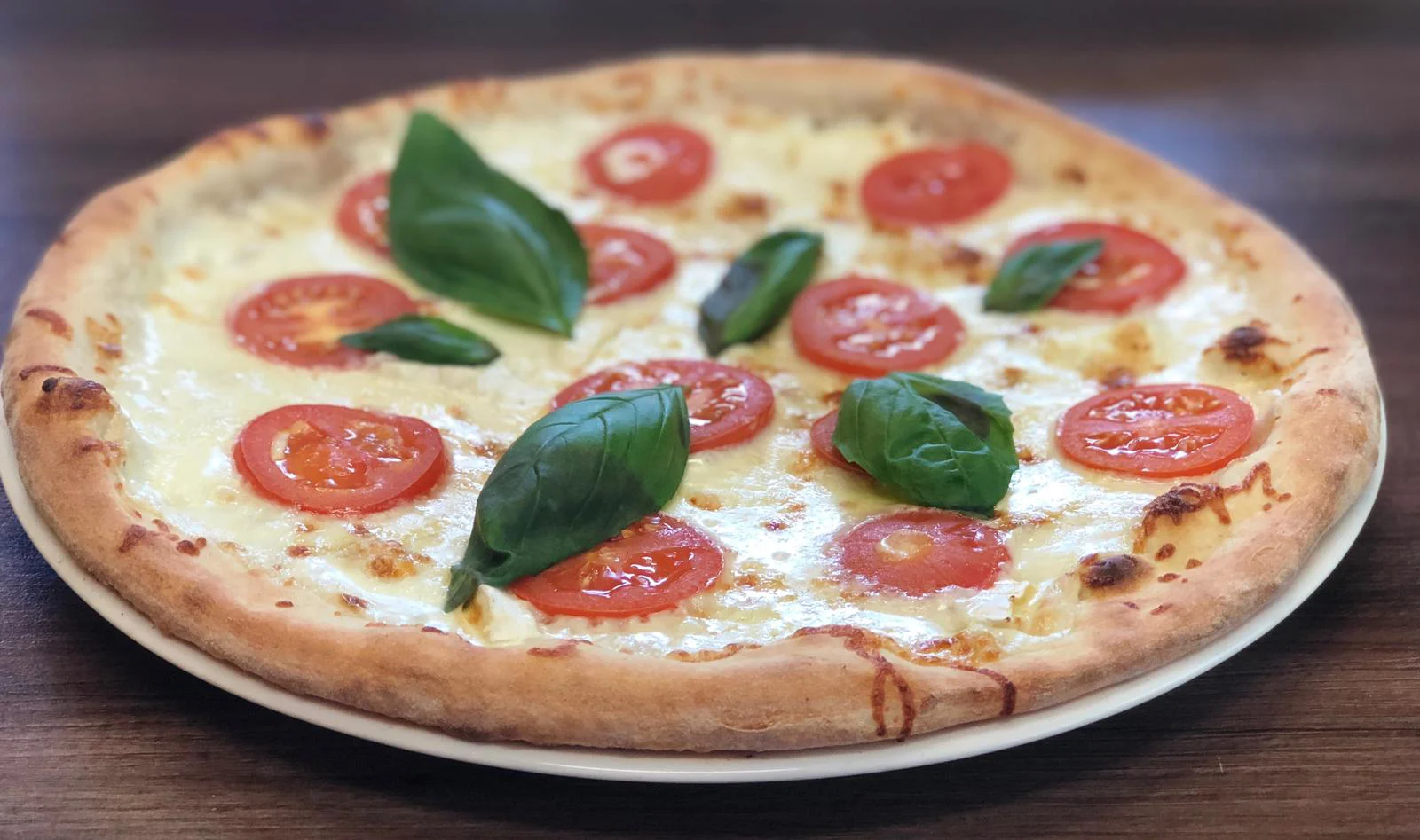 Dvě nebo tři pizzy podle výběru s rozvozem po vybraných lokalitách Brna - Obrázek 5