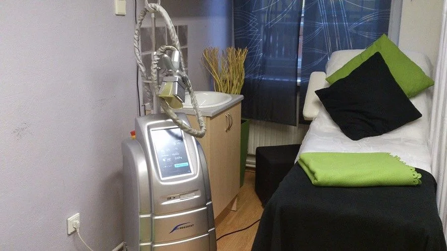 Dvojitá dávka zeštíhlujících procedur: kavitace a lymfodrenáž - Obrázek 2