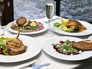 3chodové bezlepkové menu v Charles Bridge restaurant pro 1 nebo 2 osoby