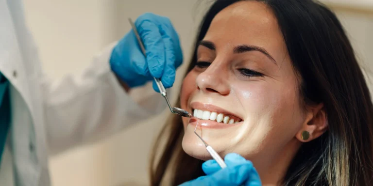 Vstupní dentální hygiena pro děti i dospělé vč. fluoridace a leštění zubů