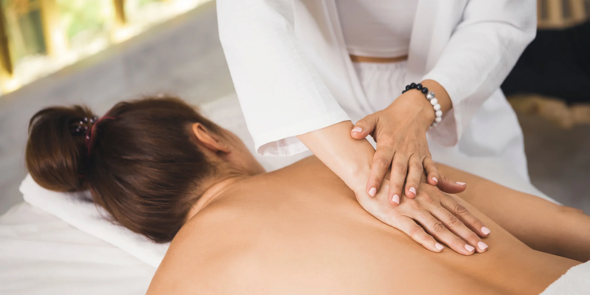 Masáže pro relax i regeneraci: klasická, aroma i reflexní