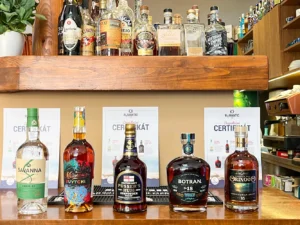 Řízená degustace 5 špičkových rumů z různých zemí pro 1 nebo 2 znalce