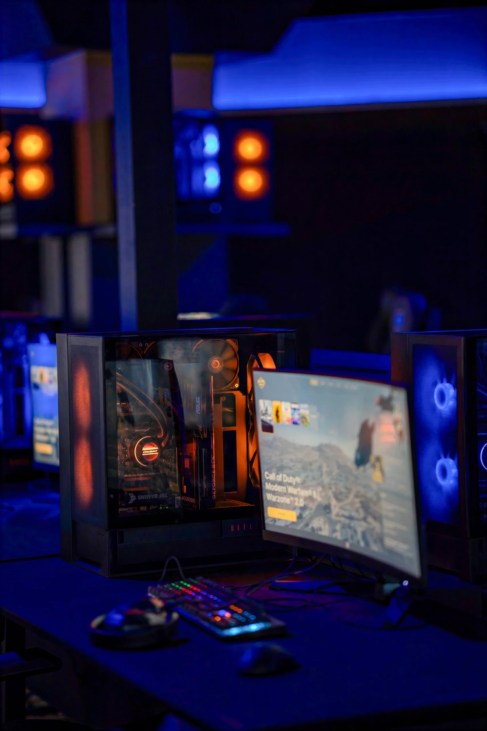 Vyrazte za zábavou do gaming arény: PlayStation 5, závodní simulátory i neomezené hraní na počítači - Obrázek 5
