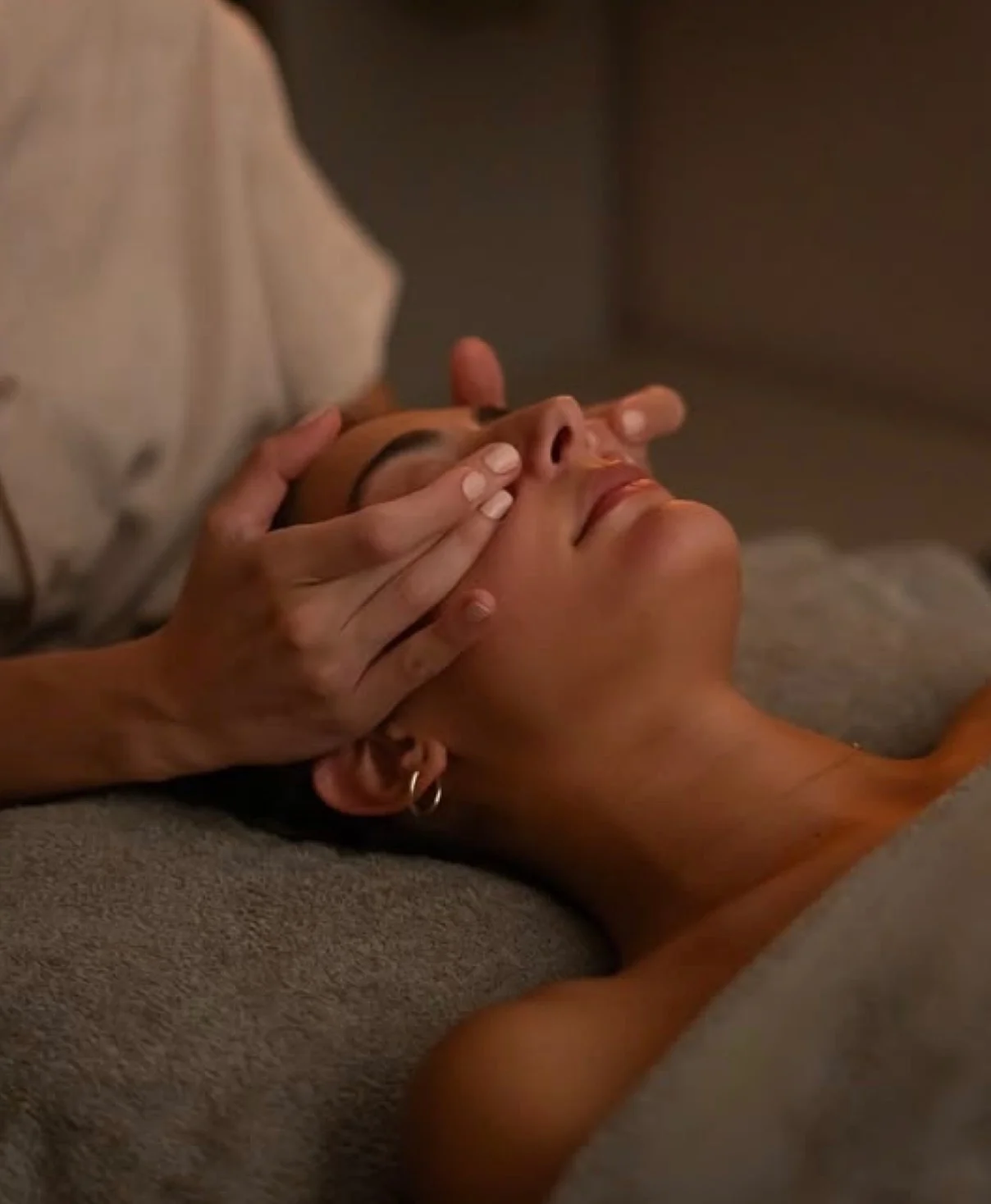 Relaxační procedura head spa, masáž hlavy i hloubková péče o poškozené vlasy - Obrázek 5