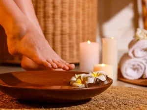 Hayat Foot Spa Ritual: masáž chodidel, parní lázeň i peeling
