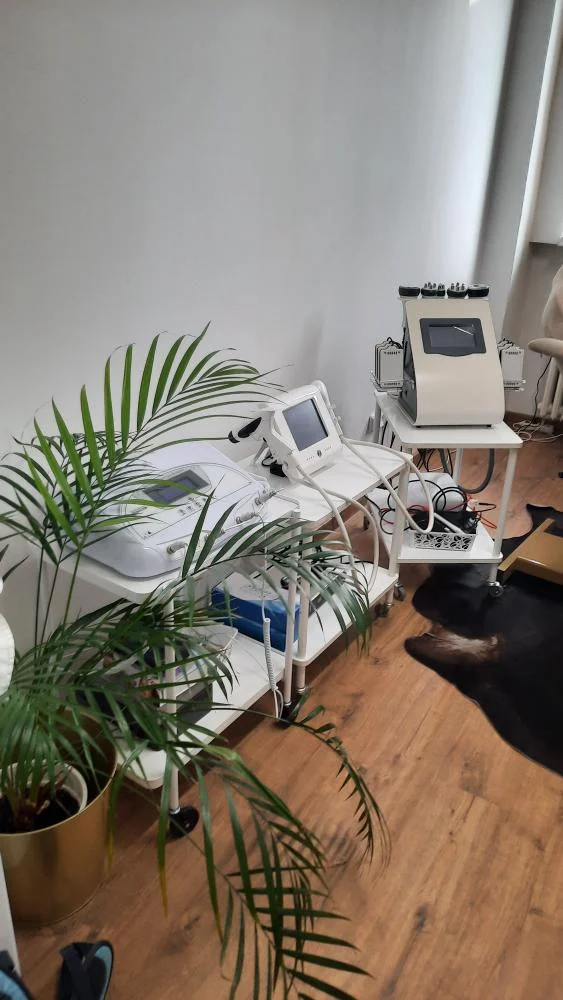 Kosmetické balíčky: čištění pleti, mikrodermabraze i masáž obličeje - Obrázek 3