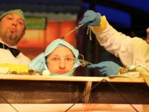 Vstupenka na představení Válka s mloky v Žižkovském divadle